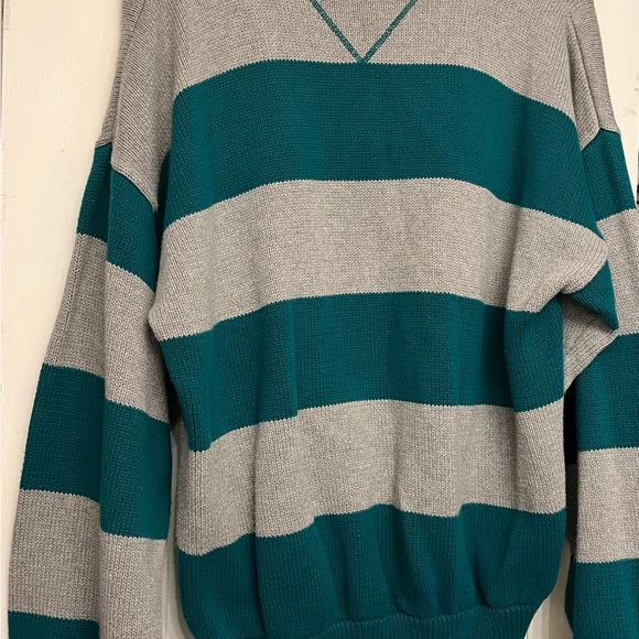 COPY - Great condition Eddie Bauer sweater Large - Picture 3 of 4